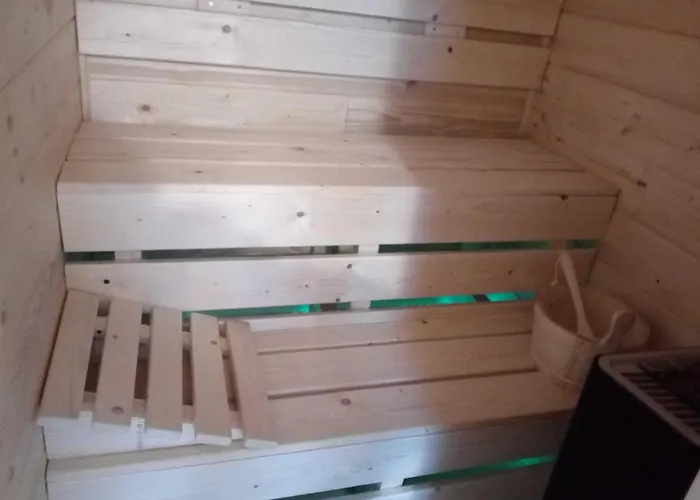 Gorski Z Sauna בית הארחה 3*